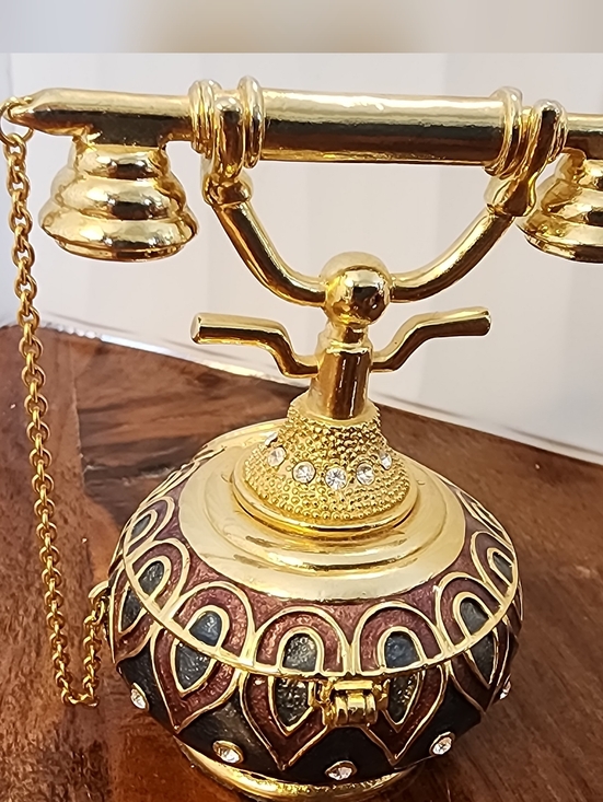 Sweet Little Telephone Clock Trinket Box - Picture 3 of 5